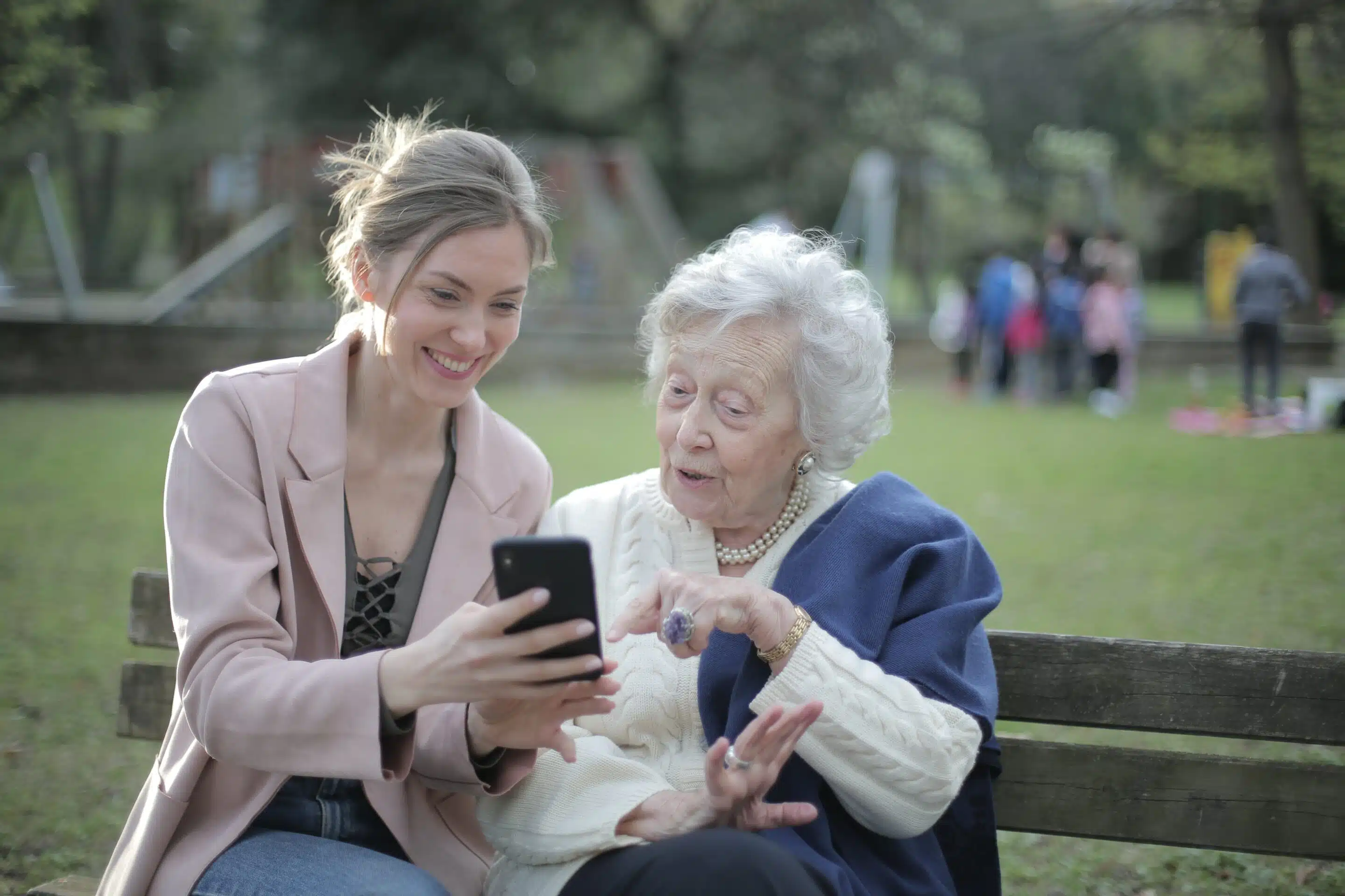 SelectCare Home Care Services Free Guide Header 2022